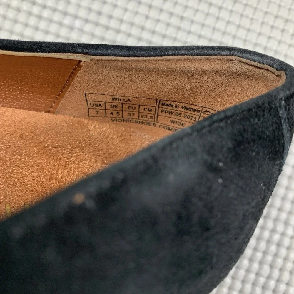 Vionic Women's Willa Loafers Size 7 Black Suede